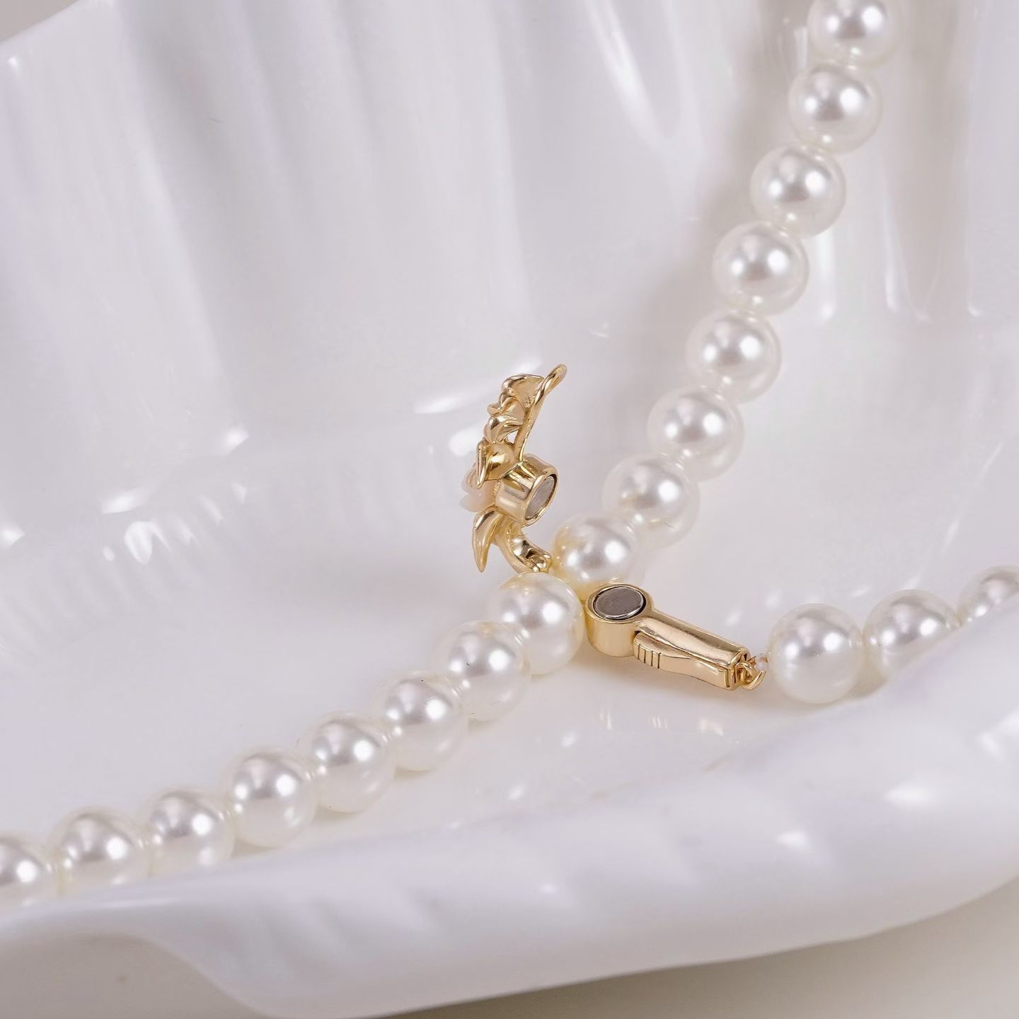 Magnetic S925 Sterling Silver  - огляд і ціна Silver Bead Clasps For Pearl Necklace