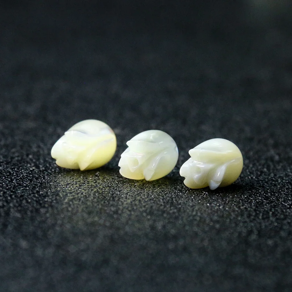 2PCS Natural Shell Beads Carve - огляд і ціна Mother Of Pearl Shell Pendant Necklace