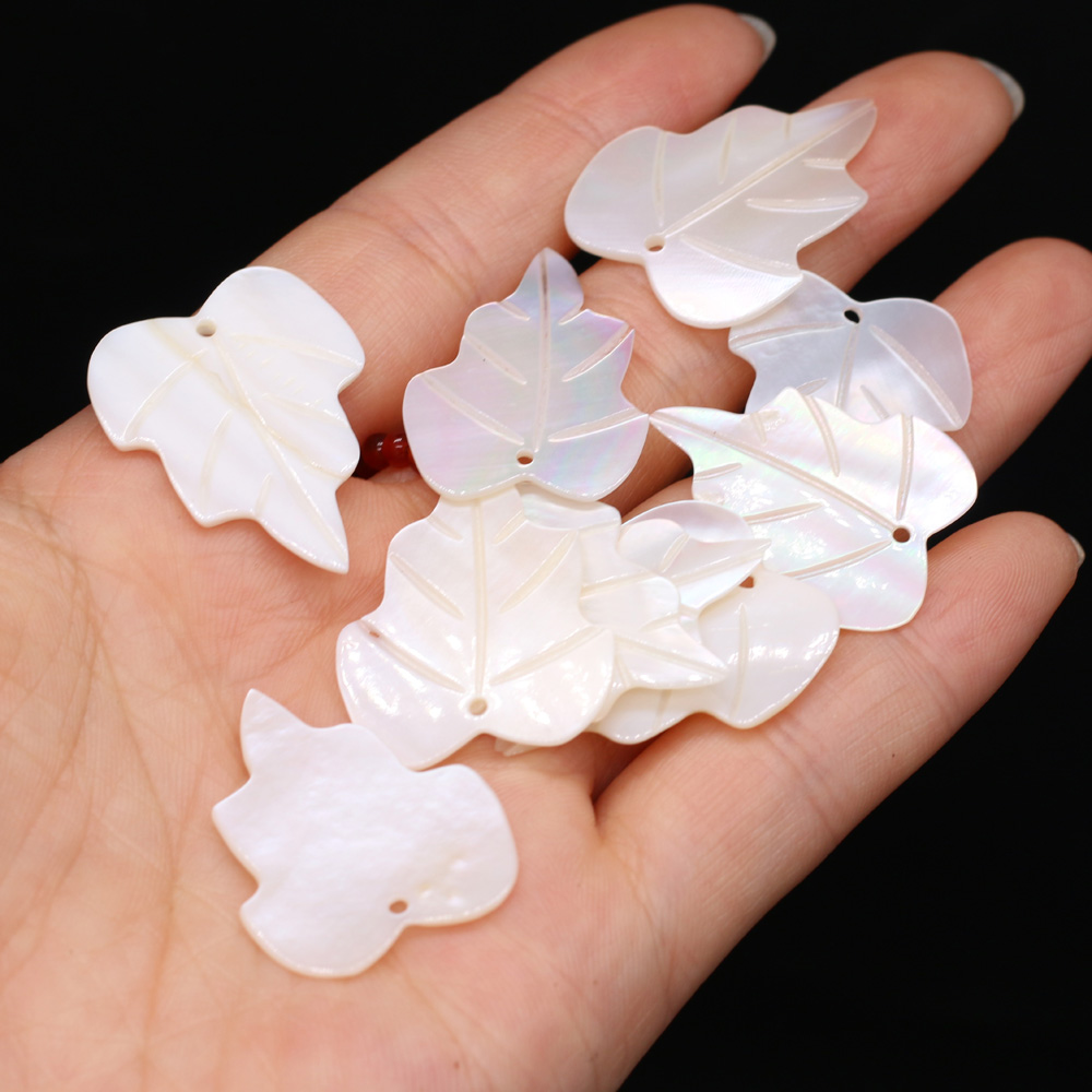 5pcs Natural Flower White Flow - огляд і ціна Mother Of Pearl Shell Pendant Necklace