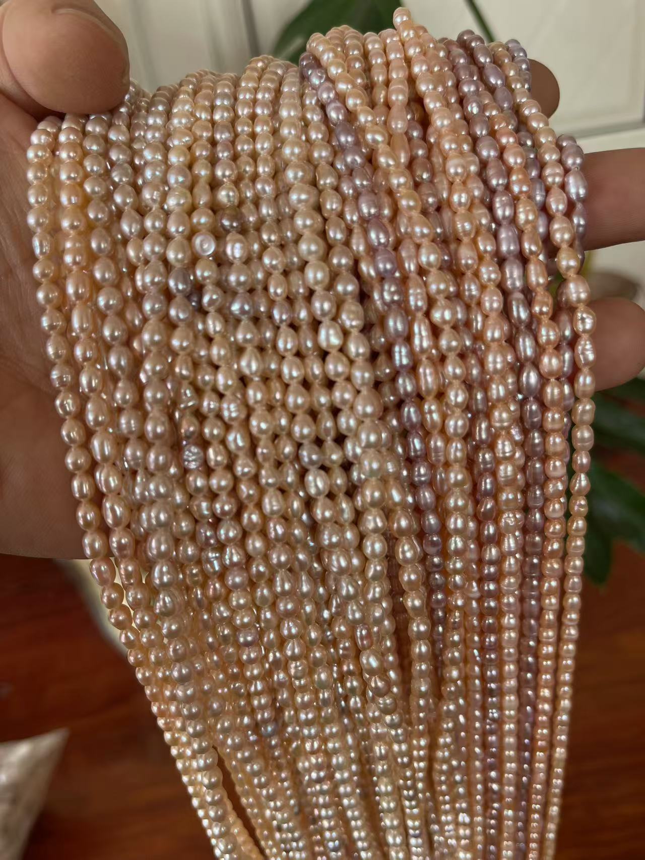 Wholesale 16 inches 3-4mm Natu - огляд і ціна Natural Freshwater Pearl Strand Loose Beads