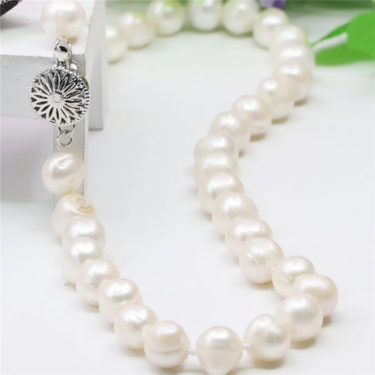 7-8/8-9mm Near Round White Ako - огляд і ціна Freshwater Cultured Pearl Necklace 8-9Mm