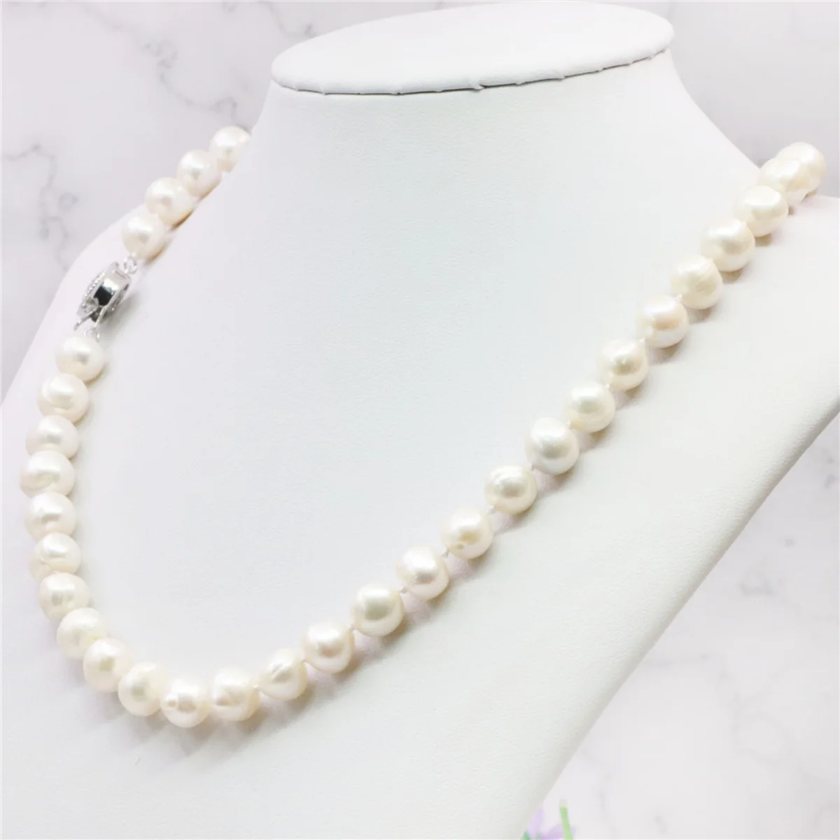 7-8/8-9mm Near Round White Ako - огляд і ціна Freshwater Cultured Pearl Necklace 8-9Mm