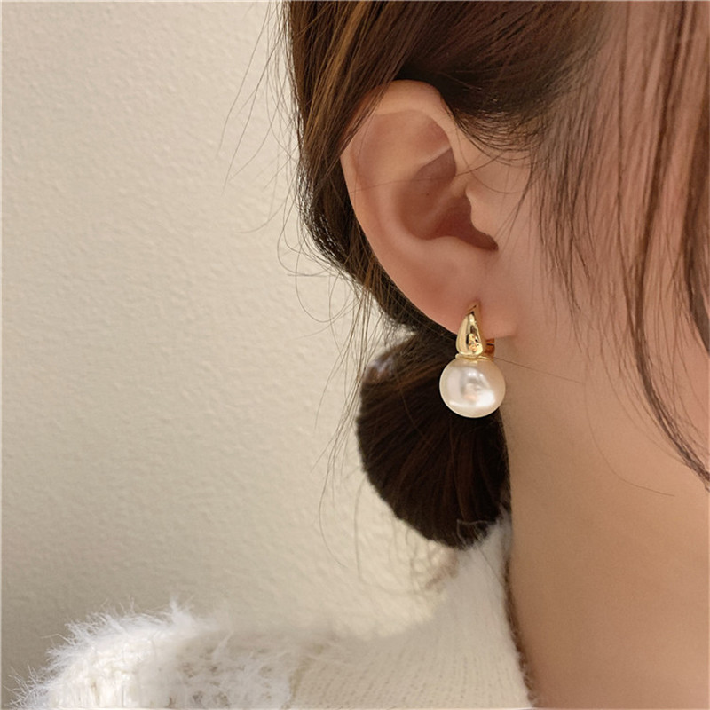 Japan Akoya HUGE AAA 11-12mm N - огляд і ціна Akoya Pearl Stud Earrings Sterling Silver