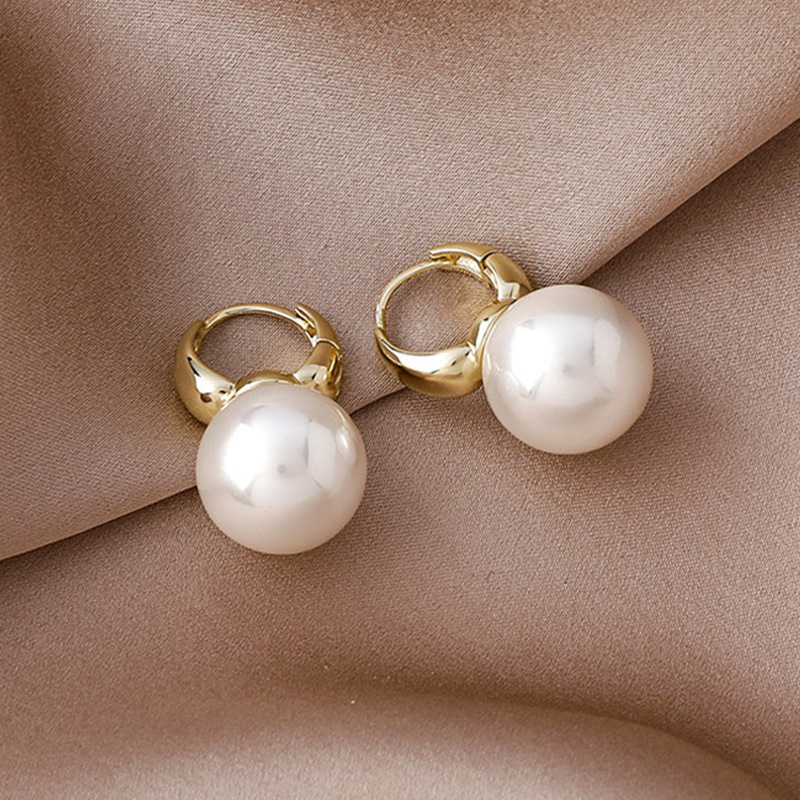 Japan Akoya HUGE AAA 11-12mm N - огляд і ціна Akoya Pearl Stud Earrings Sterling Silver